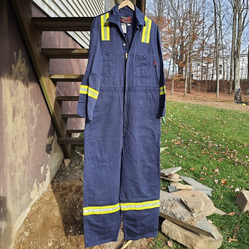Vintage WALLS FR 44 Reg Fire Resistant Reflective Blue Long Sleeve Jumpsuit